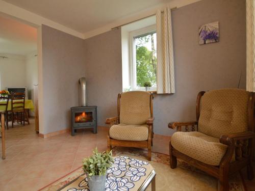 Χώρος καθιστικού στο Holiday Home with Garden, Heating, Barbecue