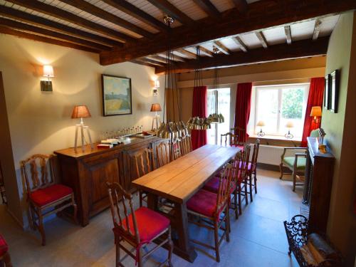 Posezení v ubytování Holiday Home in Ardennes near Chimay Abbey