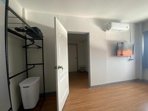 Ένα μπάνιο στο Klub Baan Klub Chong chiang Mai กลับบ้าน กลับช่อง
