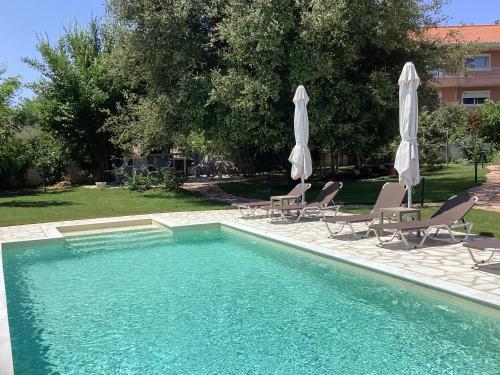 Πισίνα στο ή κοντά στο Aetheria Villa Kefalonia