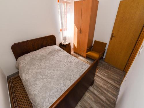 Ένα ή περισσότερα κρεβάτια σε δωμάτιο στο Holiday Home in Veli Iž near the Sea