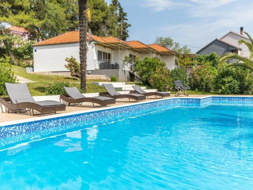 Scenic Holiday Home in Bibinje near Sea