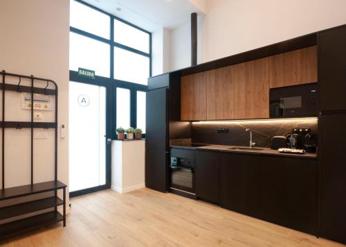 LOFT Accommodative A photo 10