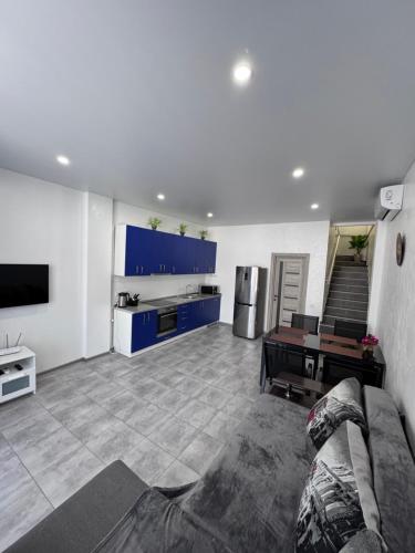 TV/Unterhaltungsangebot in der Unterkunft Золотой Бугаз Грибовка апартаменты 169