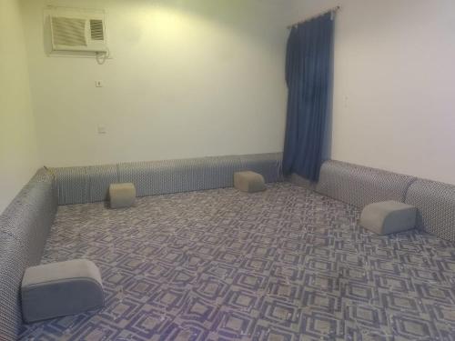 Ruang duduk di المبيت 5 للشقق المخدومه