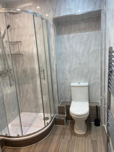 Bilik mandi di Royal Princes Suites
