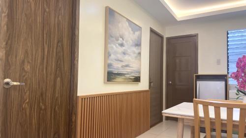 タリサイにあるMMaple Residences Talisayのギャラリーの写真