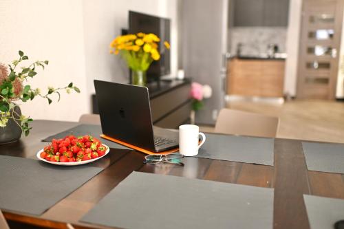 Η κουζίνα ή μικρή κουζίνα στο Апартамент золотой Бугаз Грибовка колоски