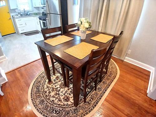 Gambar di galeri bagi Relaxed Private Room in Washington DC di Washington