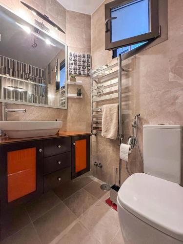 Charming apartment - Downtown, Airport, Bernabeu in minutes