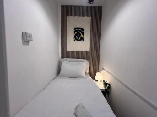 Deluxe solo Room In Barsha Heights Tecom