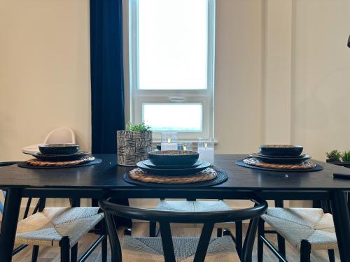 Φωτογραφία από το άλμπουμ του Combo Apt, Near Airport & Train 8min, FREE Parking! σε East Orange