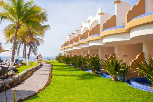 Κήπος έξω από το Quinta Bella Huatulco
