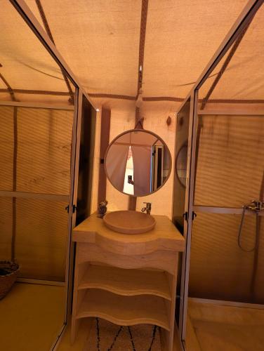 Φωτογραφία από το άλμπουμ του Luxury Desert Camp with AC & Heating in Merzouga σε Lac Yasmins