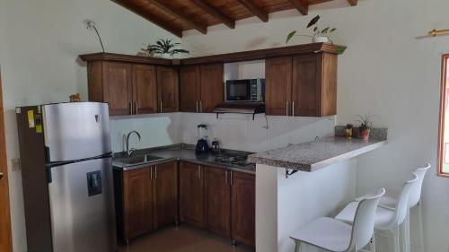 Nhà bếp/bếp nhỏ tại Apartamento amoblado en Guatape