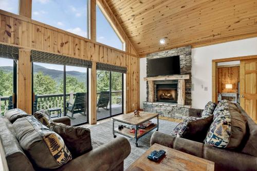 Posezení v ubytování New Aananda Lookout - Hot Tub Arcade Pool Table