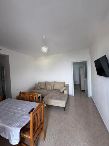 Malaj Holiday House Rental 2