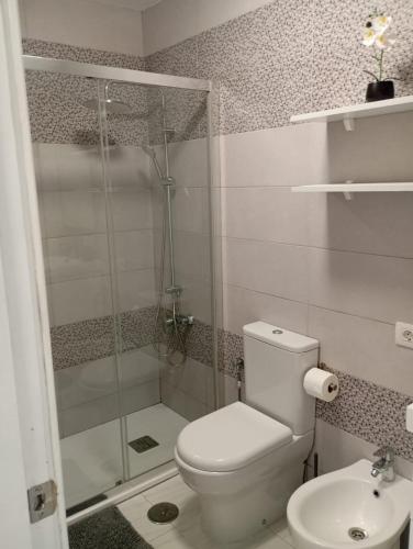 Apartment with large terrace in Summerland