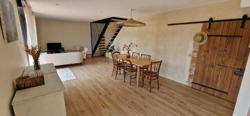 Φωτογραφία από το άλμπουμ του Maison en Drôme provençale σε La Bégude-de-Mazenc