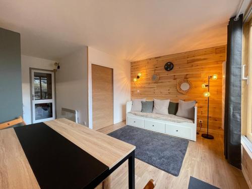 Appartement entièrement rénove aux pieds des pistes