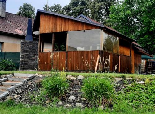 Chaloupka nedaleko Monínce