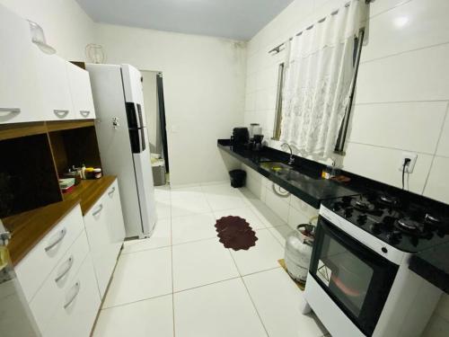 Casa para a COP 30にあるキッチンまたは簡易キッチン