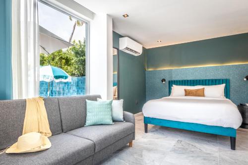 Postel nebo postele na pokoji v ubytování La Chanel - QueenRoom Pool - Resort Vibe Near Beach