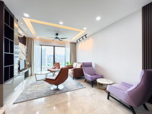 Ruang duduk di Luxury Condo Datum Jelatek Near KLCC, Wifi Netflix