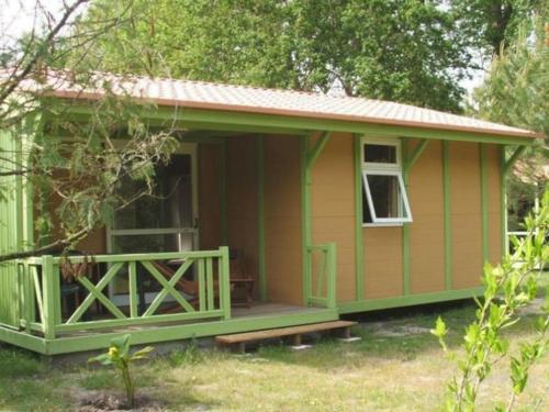 Chalet spacieux avec terrasse, 3 chambres, pour 6 personnes - API-1-52-357