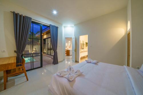 Spacious guest room at Villa Selina Canggu, Villa Selina