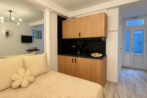 Charming getaway in Le MARAIS - OBERKAMPF working & living