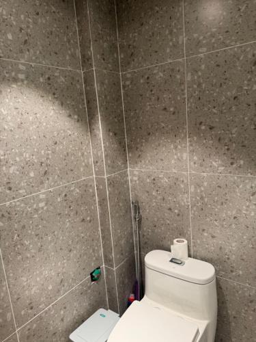 Gallery image of Hanoi Trainstreet Hoan Kiem- Calm Homestay in Hanoi