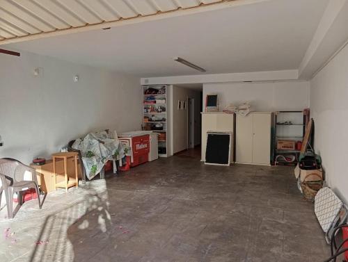 Foto dalla galleria di Precioso chalet 4 habitaciones con Piscina comunitaria a Benicàssim