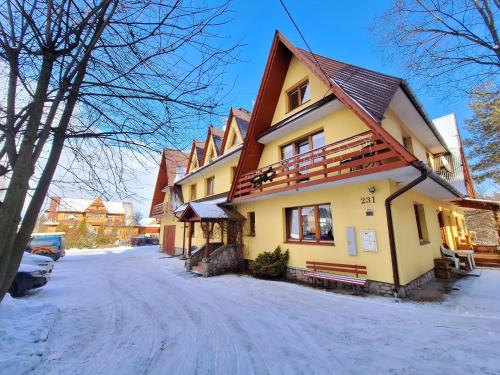 U KUCHTÓW Apartamenty i Wypożyczalnia Sprzętu Sportowego