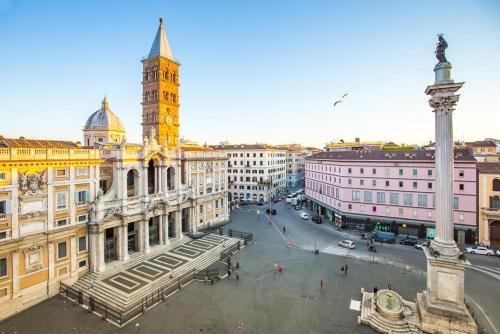 Historic 3BR Colosseum Apartment 160sqm for 9