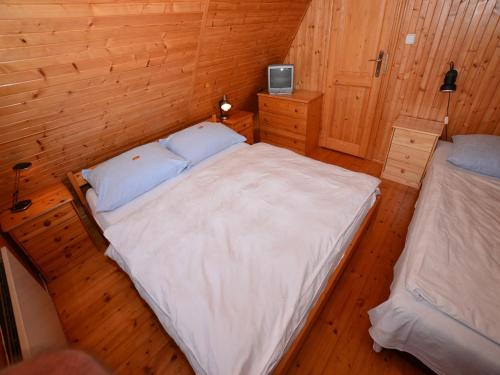 an overhead view of a bedroom with a bed at Holiday Home near Klínovec Ski Lift in Loučná pod Klínovcem
