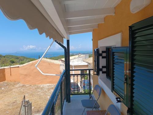 Gallery image of Lucy's House Aggelokastro in Kríni