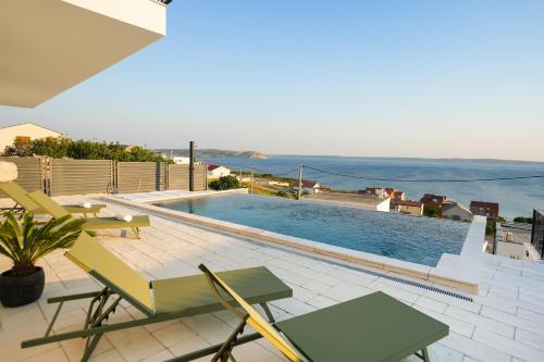 Newly built Villa MarVista with 4 bedrooms,infinity pool & stunning sea and mountain views