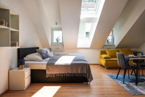 CitySuites Salzburg, BEST BUDGET stay, next to City Center and Old Town, Shared Spaces