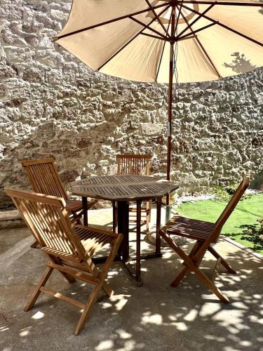 Αίθριο ή υπαίθριος χώρος στο Lemon Tree House nahe Sant Antioco & Kitespot