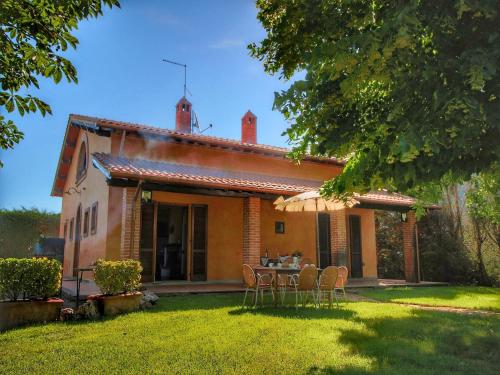 Κήπος έξω από το Apartment in Tuscany near Lake Trasimeno