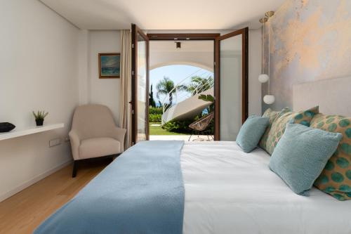 Villa Baltazar - Oceanview Luxury Retreat Near Sotogrande Polo & Golf