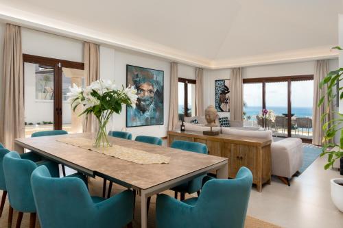 Villa Baltazar - Oceanview Luxury Retreat Near Sotogrande Polo & Golf