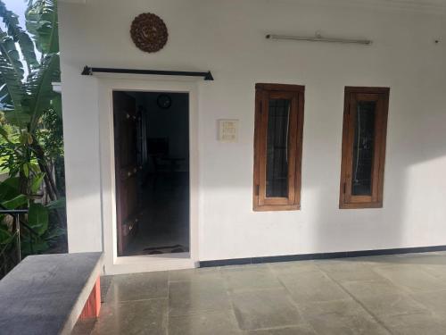Galería fotográfica de Spacious Room with attached bathroom en Coimbatore