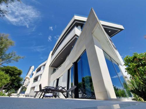 Bangunan di mana terletaknya apartmen