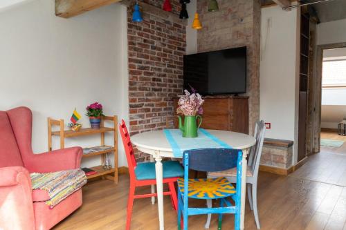 ATTIC Apartment in Old Town Heart Kurpiai
