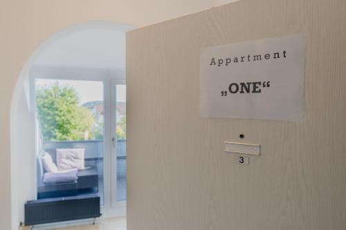 Φωτογραφία από το άλμπουμ του Modernes Balkon Apart"One" - Toplage mit Parkplatz σε Großwallstadt