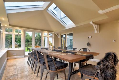Φωτογραφία από το άλμπουμ του Stunning large house in Green Dunmow σε Felsted