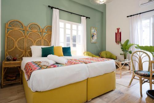 Katil atau katil-katil dalam bilik di Boho Studios in Mar Mikhael