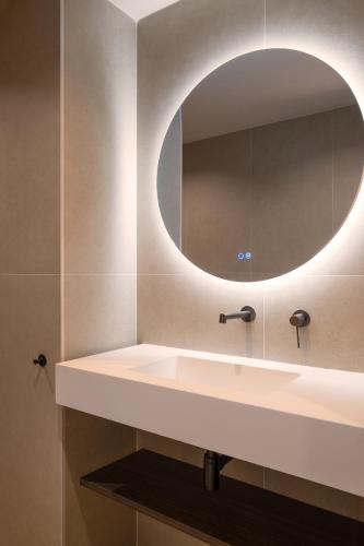 Bilik mandi di RD Apartment Collection